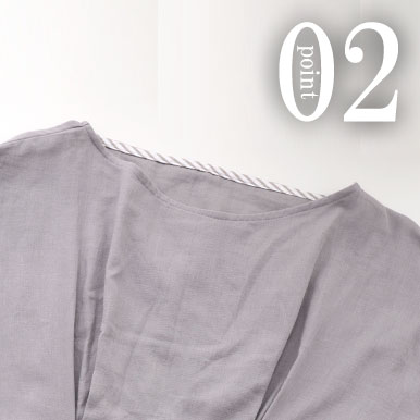 ちらりと覗くおしゃれなテープのワンポイント（全色同色）