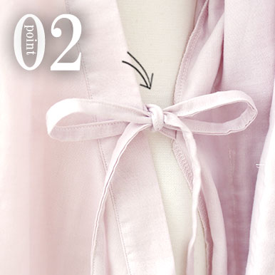 内紐で身幅のサイズ感を調節可能