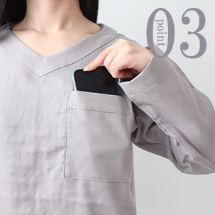 お尻が少し隠れる後ろすそ丈。シャツのスワローテールを採用