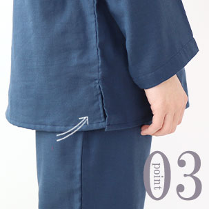 お尻が少し隠れる後ろすそ丈。シャツのスワローテールを採用