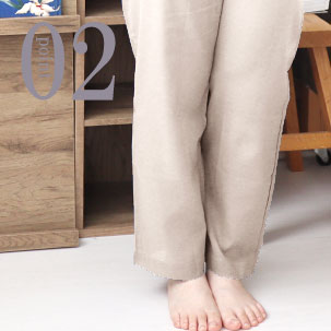 くるぶしが隠れる程度のすそ丈