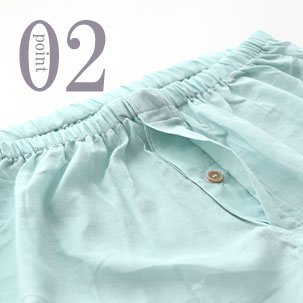 公共の場所にも安心な前立て（社会の窓）つき