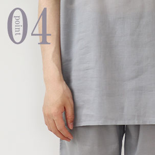 上下同色を合わせると透け感目立ちにくい