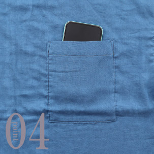 スマホも入るポケットつき