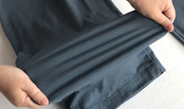 伸縮性抜群、綿100%天竺ニット