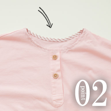 ちらりと覗くおしゃれなテープのワンポイント（全色同色）