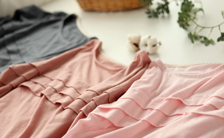 おしゃれなVネック