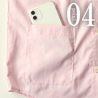 スマホも入るポケットつき