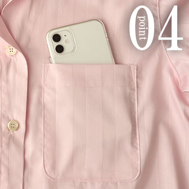 スマホも入るポケットつき