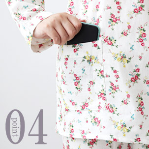 お尻が少し隠れる後ろすそ丈。シャツのスワローテールを採用