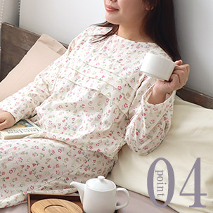 動きやすい、ゆったりデザイン