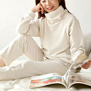 裏起毛スウェットタートルネックパジャマ