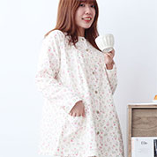 花柄ダブルガーゼ長袖前開き胸元切替タックパジャマ