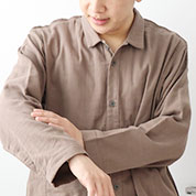 3重ガーゼ敏感肌襟なしパジャマ