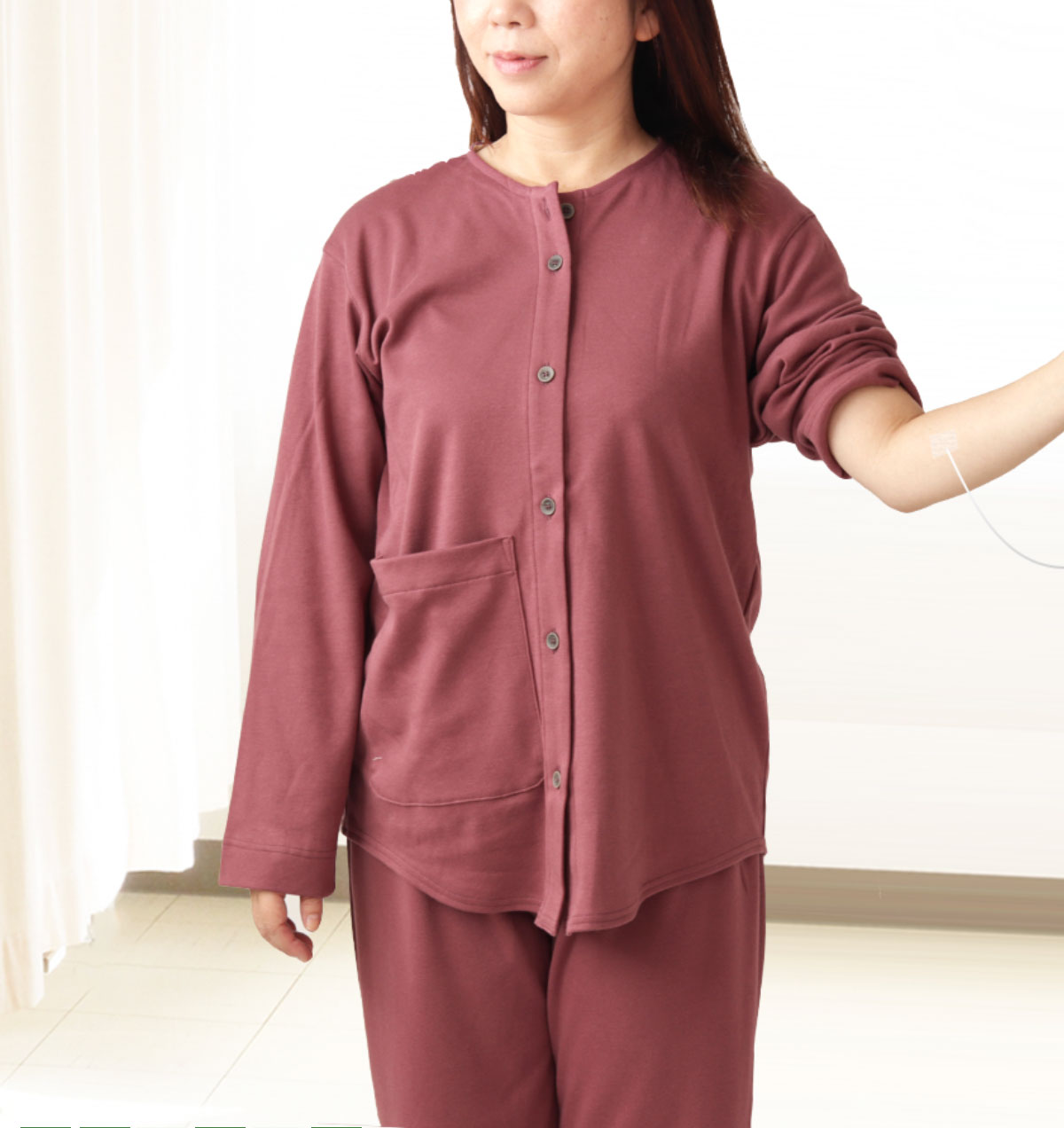 前開き　襟なし