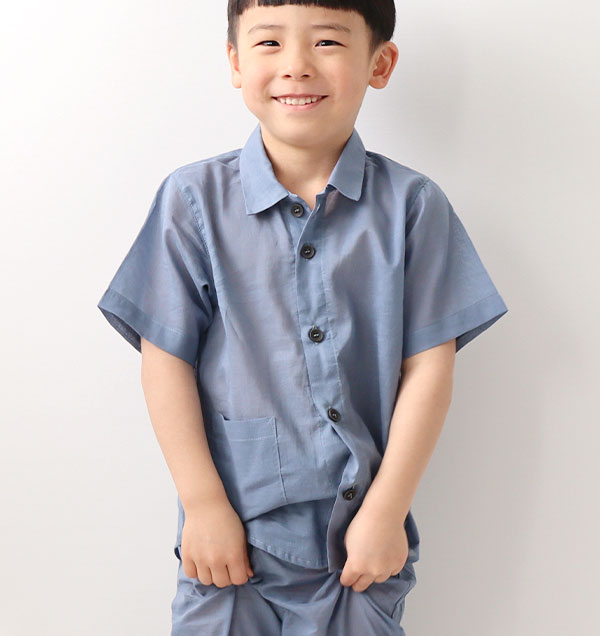 前開き　襟あり