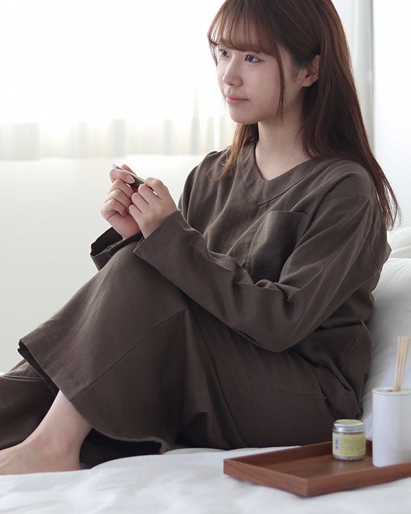 和晒京ふたえガーゼレディースパジャマ 上下セット・長袖/かぶり/Vネック/ガウチョパンツ/八分丈