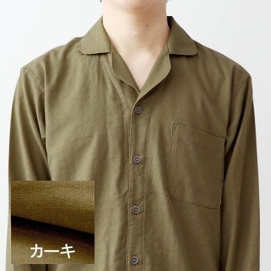 カーキ